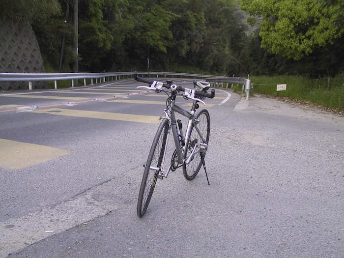 清滝峠頂上付近（大阪方面に向かって）