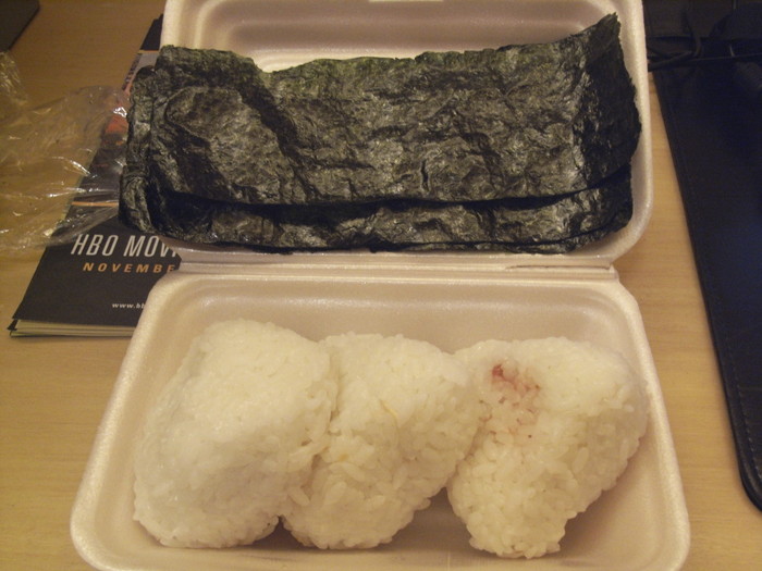 朝食のおにぎり