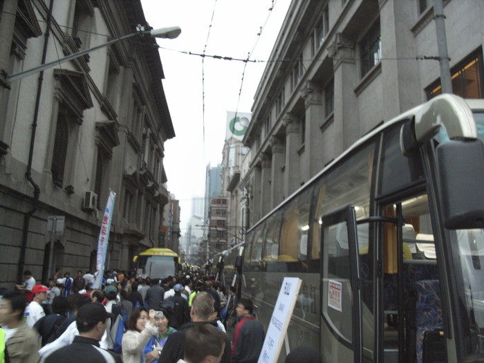 和平飯店南楼の南側