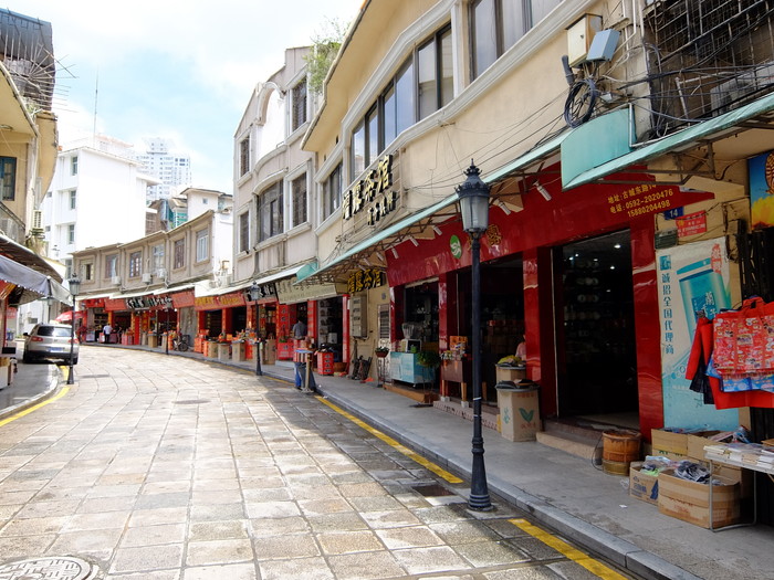 お茶やさんが多くある商店街