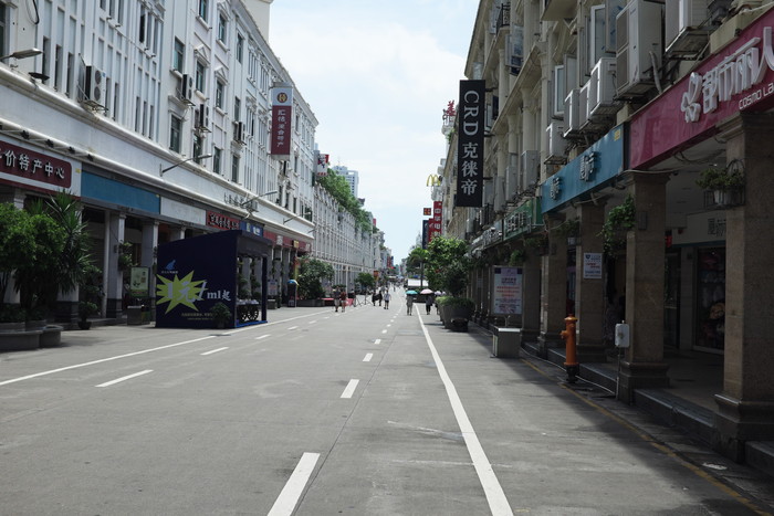 中山路歩行街の様子