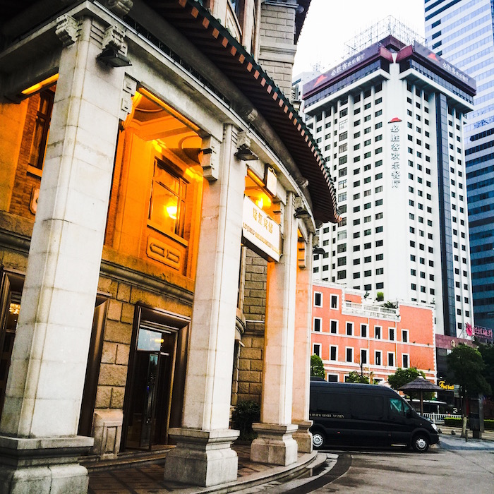 中山路入口にある鷺江宾馆 中山路入口にある鷺江宾馆