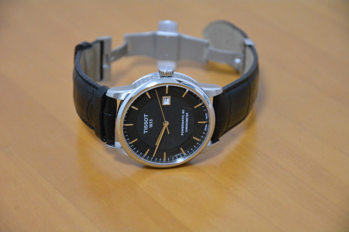 はじめての機械式腕時計、Tissotのラグジュアリーオートマチックを購入 